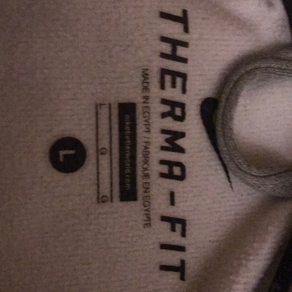 Nike Therma-fit Sweatshirts - Picture 4 of 4